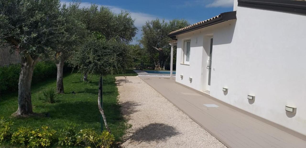 Villa Federica Con Piscina/With Pool Santa Maria Del Focallo Exteriör bild