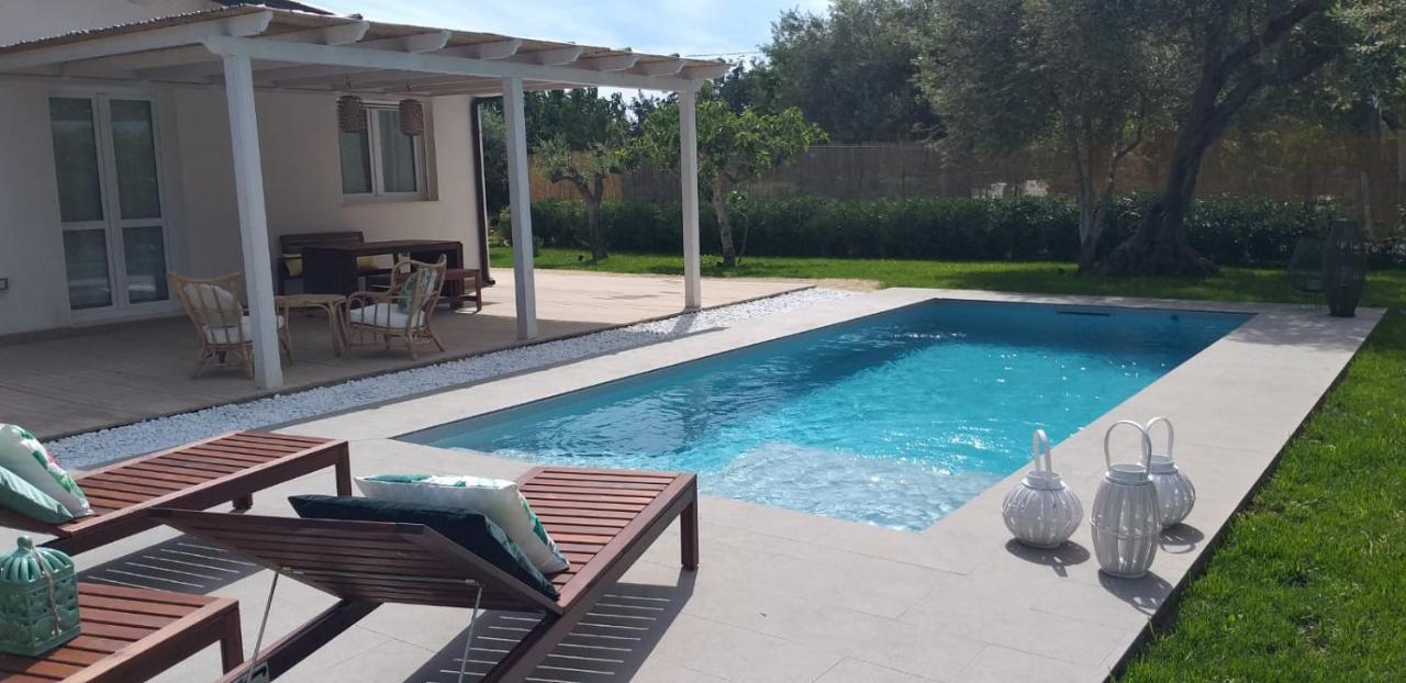Villa Federica Con Piscina/With Pool Santa Maria Del Focallo Exteriör bild