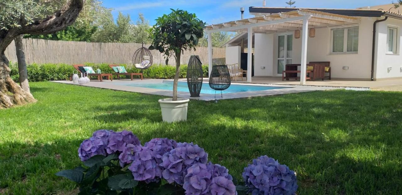 Villa Federica Con Piscina/With Pool Santa Maria Del Focallo Exteriör bild